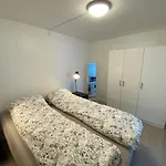 Kozy Near Center With Free Parking And Wifi Lejlighed