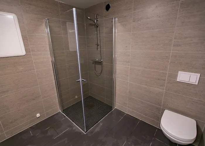 Kozy Near Center With Free Parking And Wifi Bergen